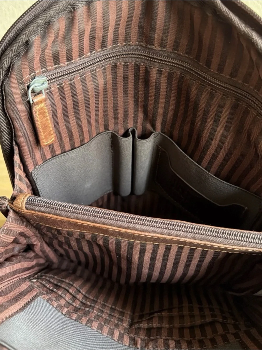 Jack Georges Voyager Convertible Small Backpack Brown Buffalo Leather Zip Close